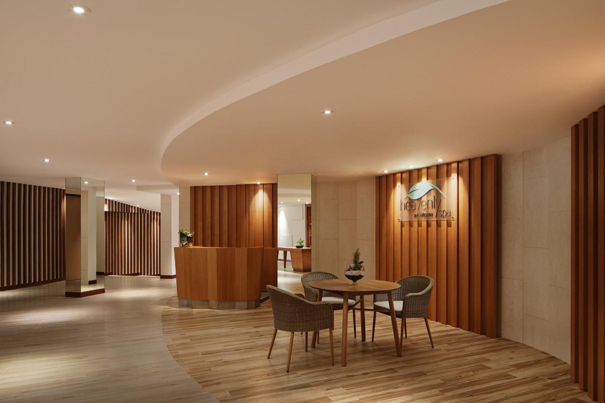 The Westin Desaru Coast Resort Exterior foto The interior of the hotel